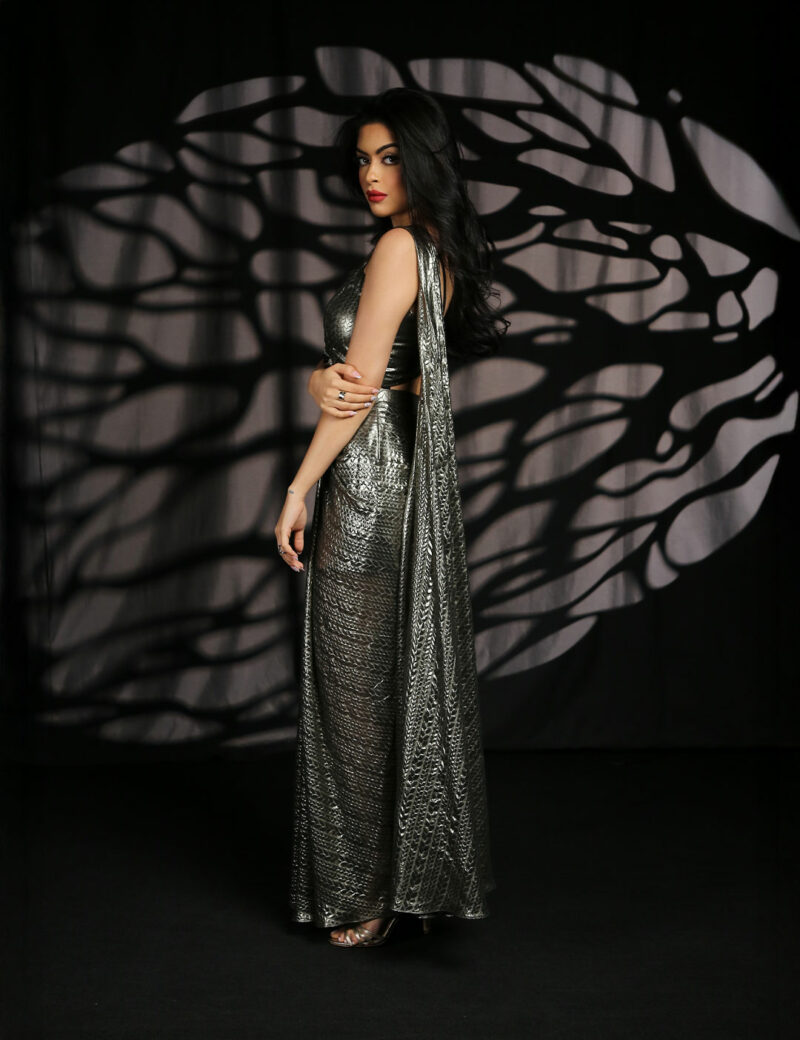 Metallic Grey Pre-Draped Saree Set - Image 2