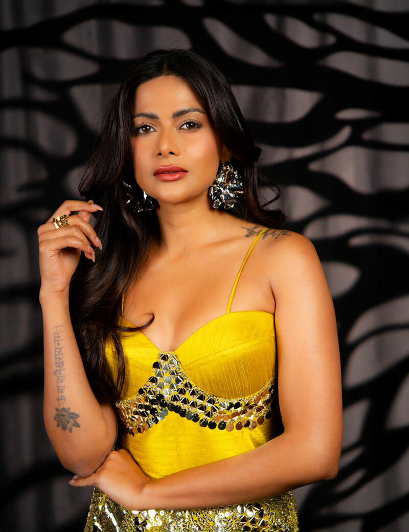 Lime Yellow Sequinced Skirt Saree with a Corset Blouse - Image 4